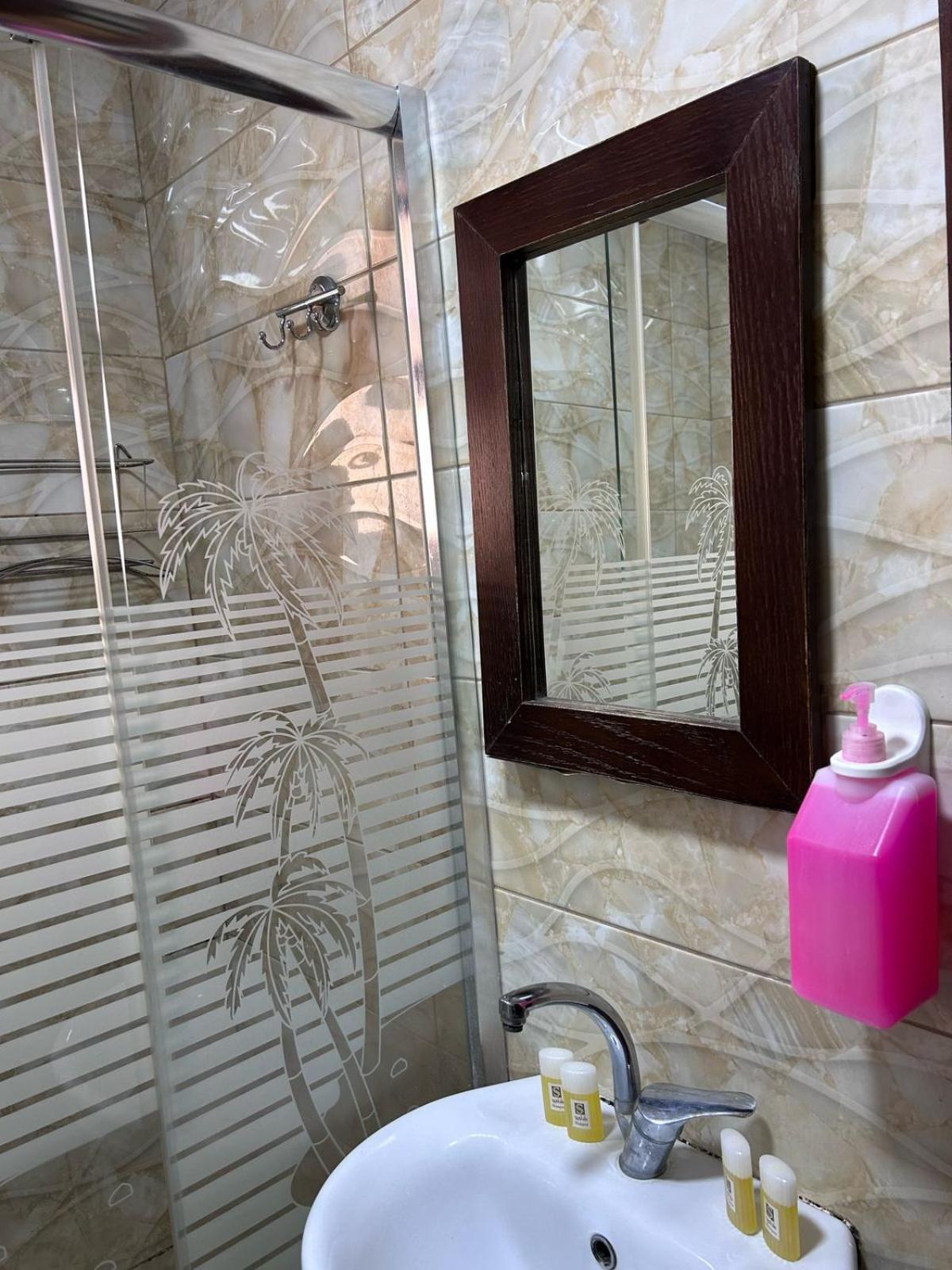 Robou Al Sharq Aparthotel Amman Exterior photo