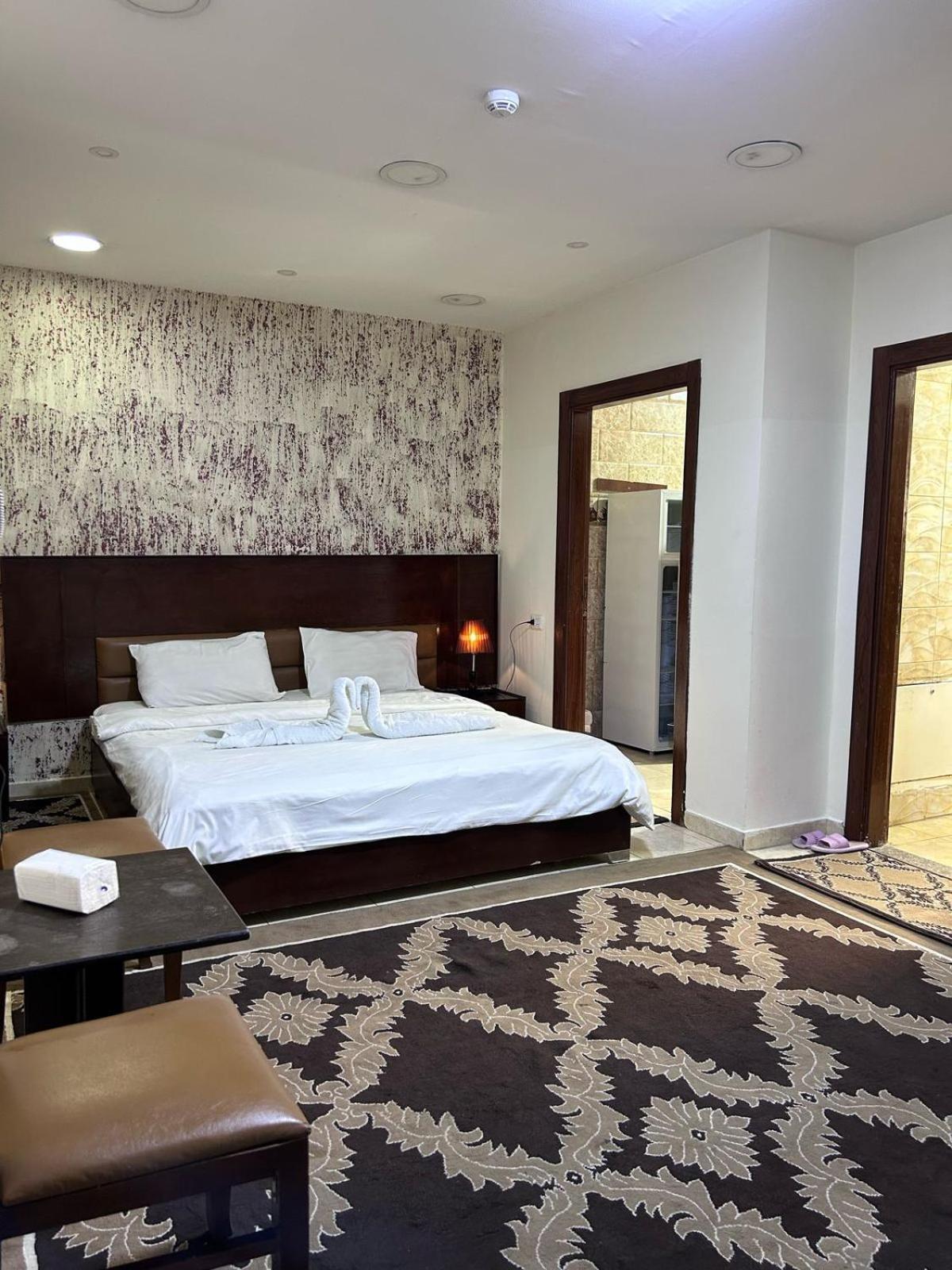 Robou Al Sharq Aparthotel Amman Exterior photo